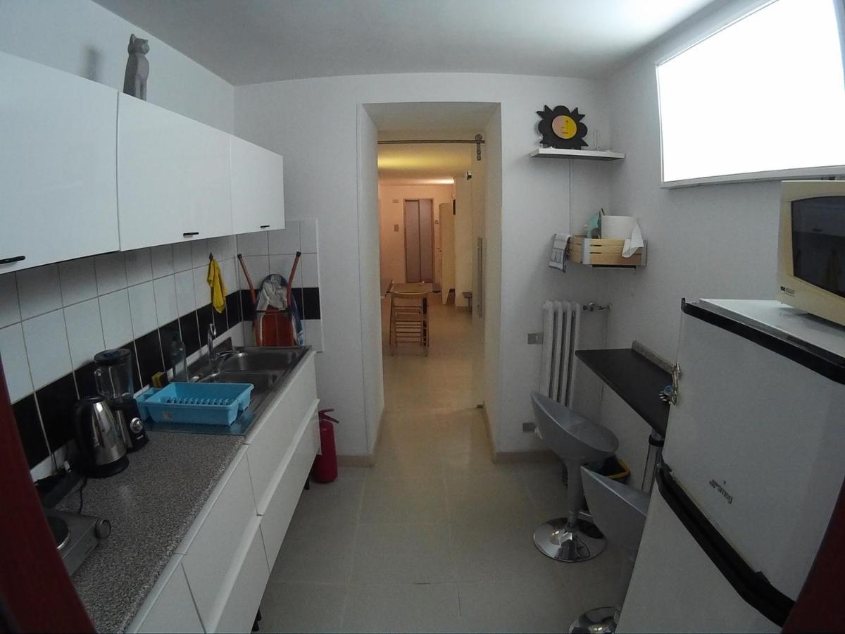 Central Private Flat By Old Town, Shops, Restaurants Bari Exterior foto