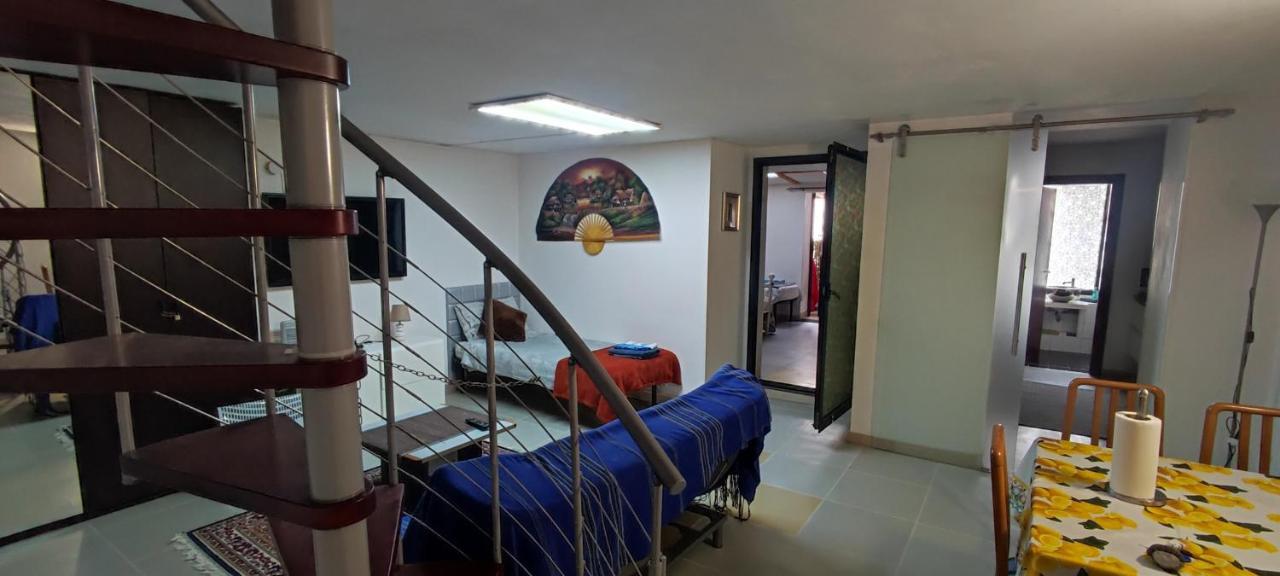 Central Private Flat By Old Town, Shops, Restaurants Bari Exterior foto